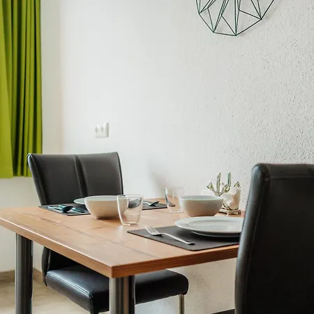 Bodeapartment 11 * Elend